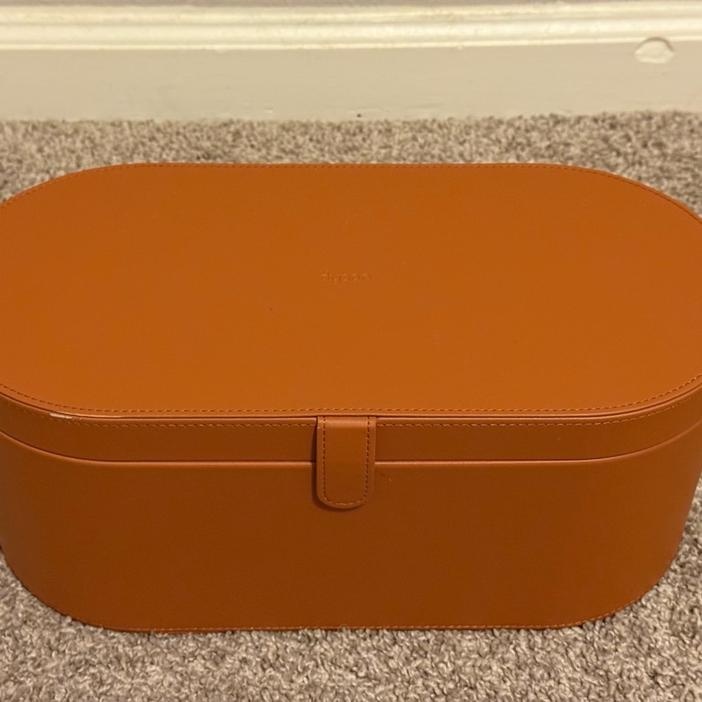 Dyson Airwrap pink & grey with container